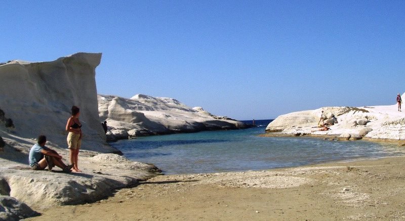 Sarakiniko Beach