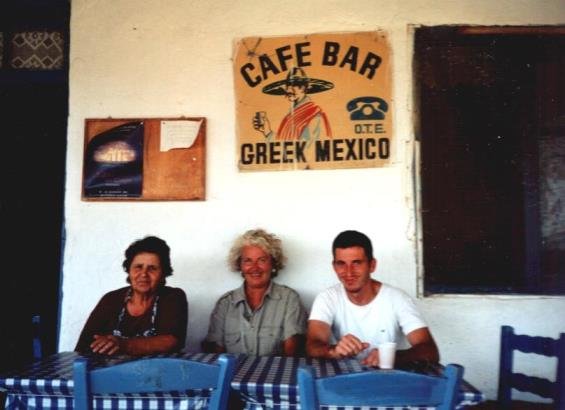 now closed taverna on Antiparos